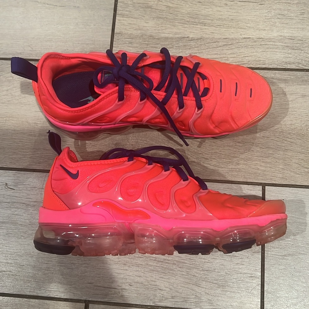 Nike Red Air VaporMax Plus Sneakers